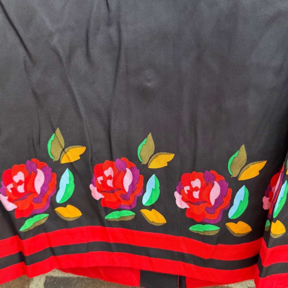 Kate Spade New York Sz XS Rose Border Silk Blend Shirt Black Red Floral K9704 - Picture 11 of 14